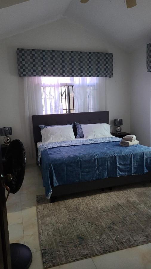 Caribbean Estates, 10 Mins From The Beach, Beautiful Gated Community Portmore Exteriör bild